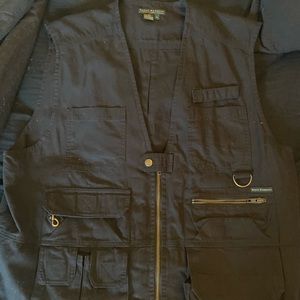 STREET FASHION// UTILITY VEST